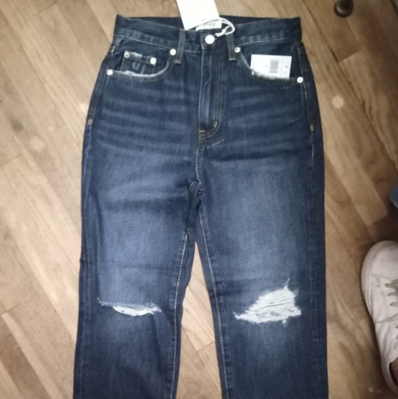 Brand new women's blue jeans - Picture 3 of 4